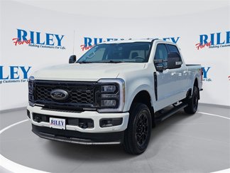 New 2025 Ford F250 Lariat image 1