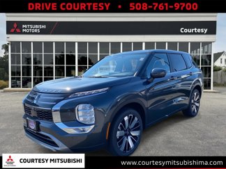 New 2025 Mitsubishi Outlander SE image 1