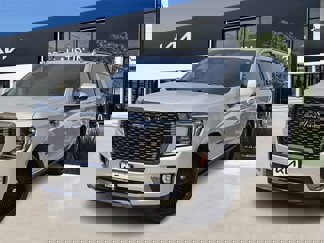 Used 2023 GMC Yukon XL Denali Ultimate image 1