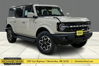 New 2025 Ford Bronco Outer Banks image 1