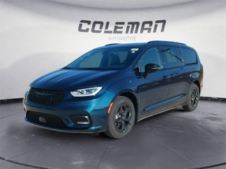 New 2025 Chrysler Pacifica Select image 1