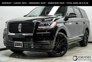 Used 2024 Lincoln Navigator Reserve image 1
