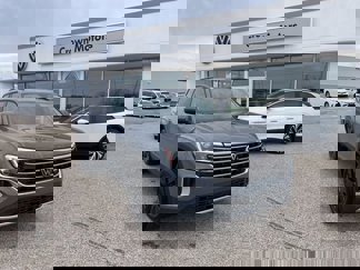 New 2025 Volkswagen Atlas SE image 1