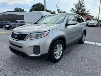 Used 2015 Kia Sorento LX image 1