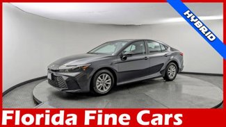 Used 2025 Toyota Camry LE image 1