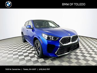New 2025 BMW X2 xDrive28i w/ M Sport Package image 1