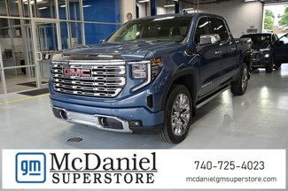 New 2025 GMC Sierra 1500 Denali image 1