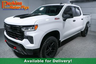 Used 2024 Chevrolet Silverado 1500 LT Trail Boss w/ Convenience Package II image 1