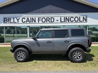 New 2025 Ford Bronco Badlands image 1