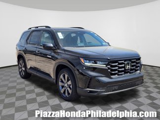 New 2025 Honda Pilot Sport image 1
