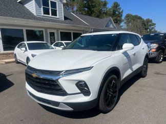 Used 2023 Chevrolet Blazer LT image 1