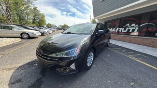 Used 2020 Hyundai Elantra SE image 1