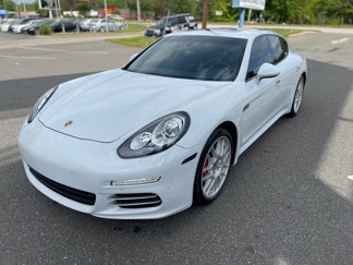 Used 2016 Porsche Panamera 4 Edition image 1