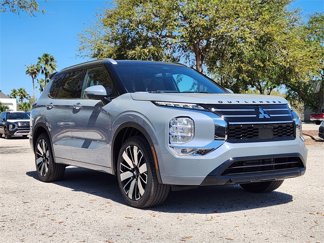 New 2025 Mitsubishi Outlander SEL image 1
