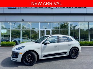 Used 2025 Porsche Macan GTS image 1