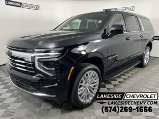 New 2025 Chevrolet Suburban LT image 1