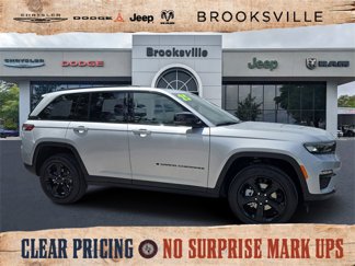 New 2025 Jeep Grand Cherokee Limited w/ Black Appearance Package image 1