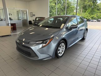 Used 2022 Toyota Corolla LE image 1