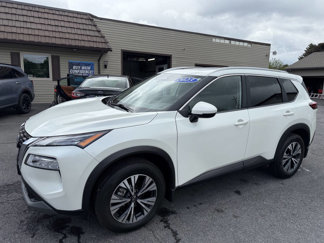 Used 2023 Nissan Rogue SV w/ SV Premium Package image 1