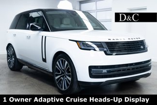 Used 2025 Land Rover Range Rover SE image 1
