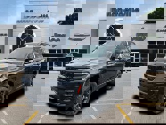 New 2025 Jeep Grand Cherokee L Limited w/ Black Appearance Package image 1
