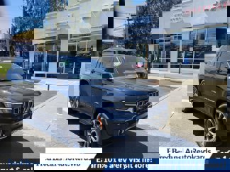 New 2025 Jeep Grand Cherokee Overland w/ Luxury Tech Group IV image 1