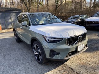 New 2025 Volvo XC40 B5 Ultra w/ Climate Package image 1