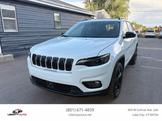 Used 2023 Jeep Cherokee Altitude Lux w/ Lux Elite Package image 1