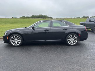 Used 2019 Chrysler 300 Touring L w/ Quick Order Package 22F image 1