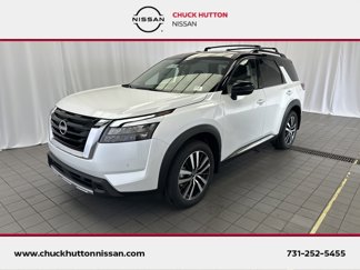 New 2025 Nissan Pathfinder Platinum image 1