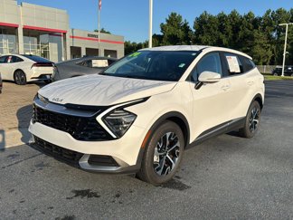 Used 2024 Kia Sportage EX image 1