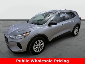 Used 2024 Ford Escape Active w/ Cold Weather Package image 1