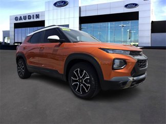 Used 2023 Chevrolet TrailBlazer ACTIV w/ Sun and Liftgate Package image 1