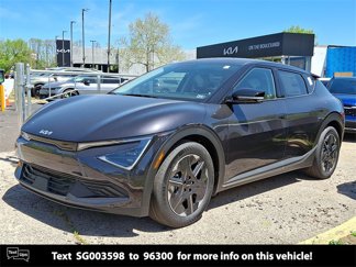 New 2025 Kia EV6 Light image 1