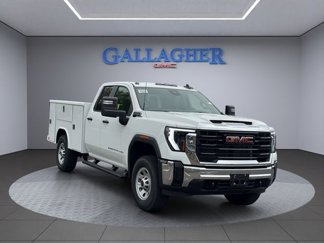 New 2025 GMC Sierra 3500 Pro w/ Convenience Package image 1