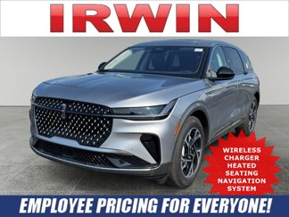 New 2025 Lincoln Nautilus Premier w/ Equipment Group 102A image 1