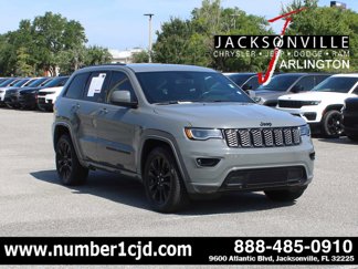 Certified 2022 Jeep Grand Cherokee Laredo X image 1