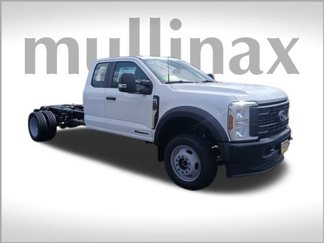 New 2025 Ford F550 4x4 SuperCab Super Duty image 1