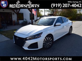 Used 2023 Nissan Altima 2.5 SV w/ SV Premium Package image 1