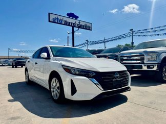 Used 2025 Nissan Sentra S image 1