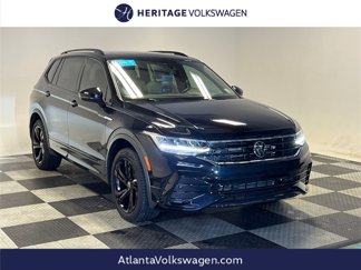 Certified 2024 Volkswagen Tiguan SE R-Line image 1