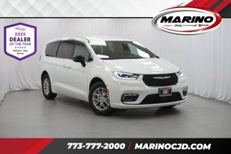 New 2025 Chrysler Pacifica Select image 1