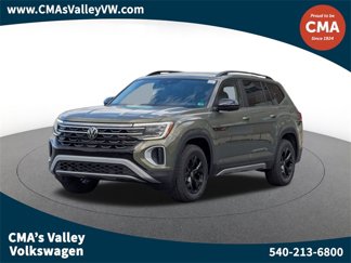 New 2025 Volkswagen Atlas Peak Edition SE image 1