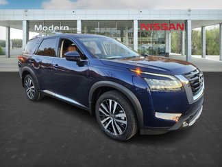 New 2025 Nissan Pathfinder Platinum w/ Cargo Package image 1