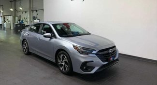 Used 2025 Subaru Legacy Premium image 1