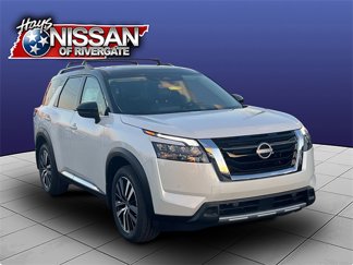 New 2025 Nissan Pathfinder Platinum image 1