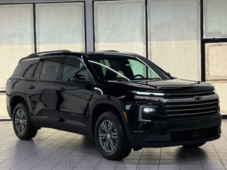 New 2025 Chevrolet Traverse LT image 1