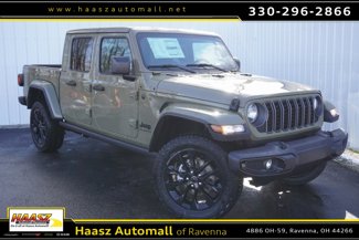New 2025 Jeep Gladiator Sport image 1