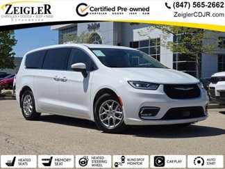 Certified 2023 Chrysler Pacifica Touring-L image 1