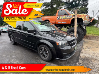 Used 2016 Dodge Grand Caravan SE image 1